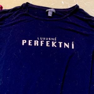 I am selling a shirt